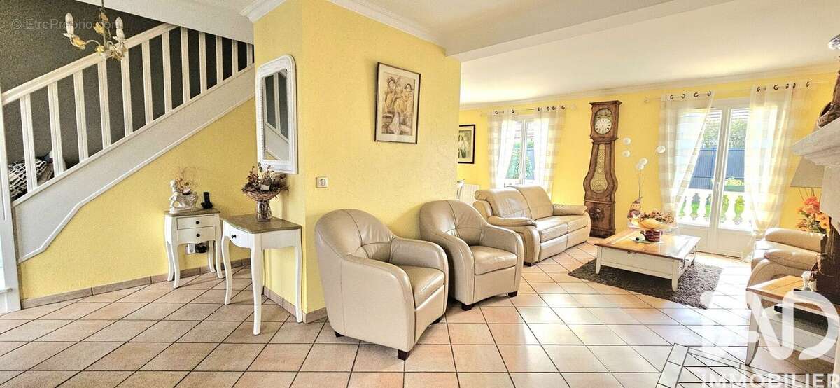 Photo 3 - Maison à ATTAINVILLE