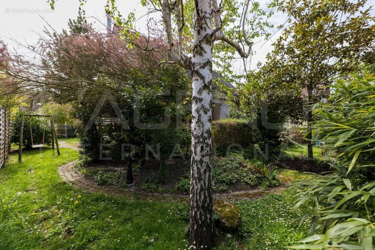 Maison à VILLEPREUX