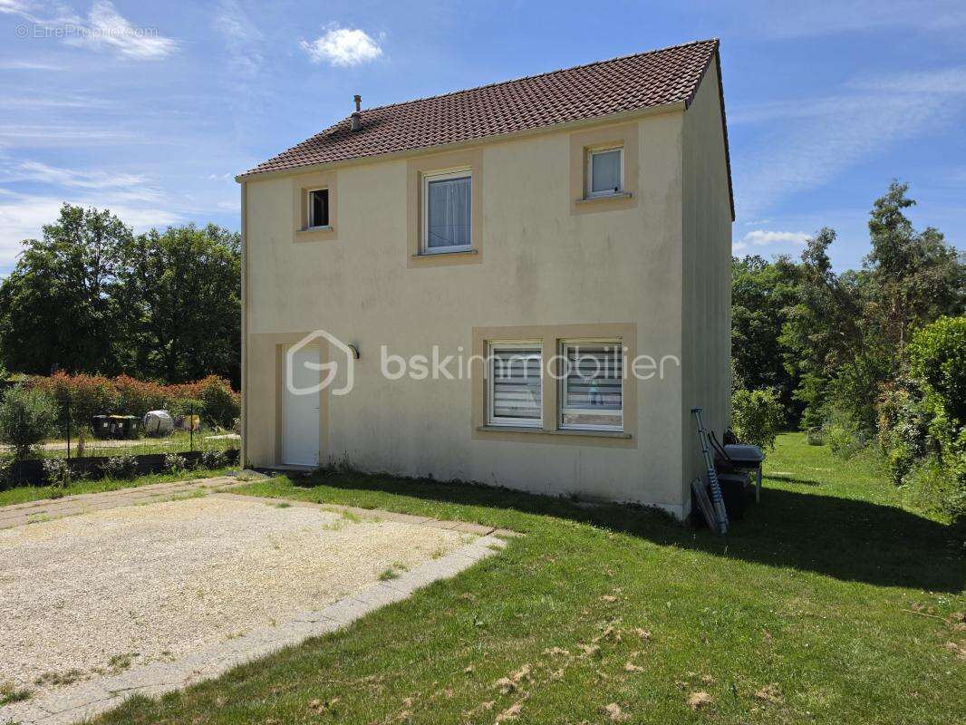 Maison à POMMEUSE