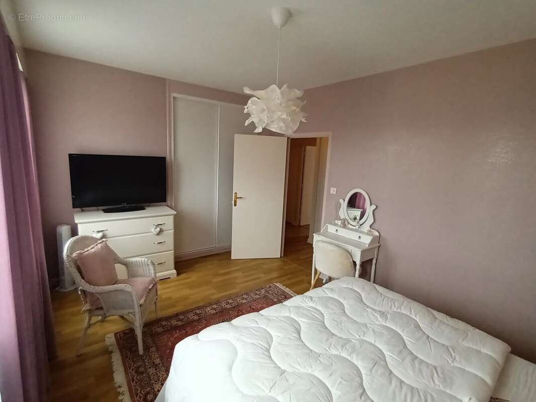 Appartement à MONTCEAU-LES-MINES