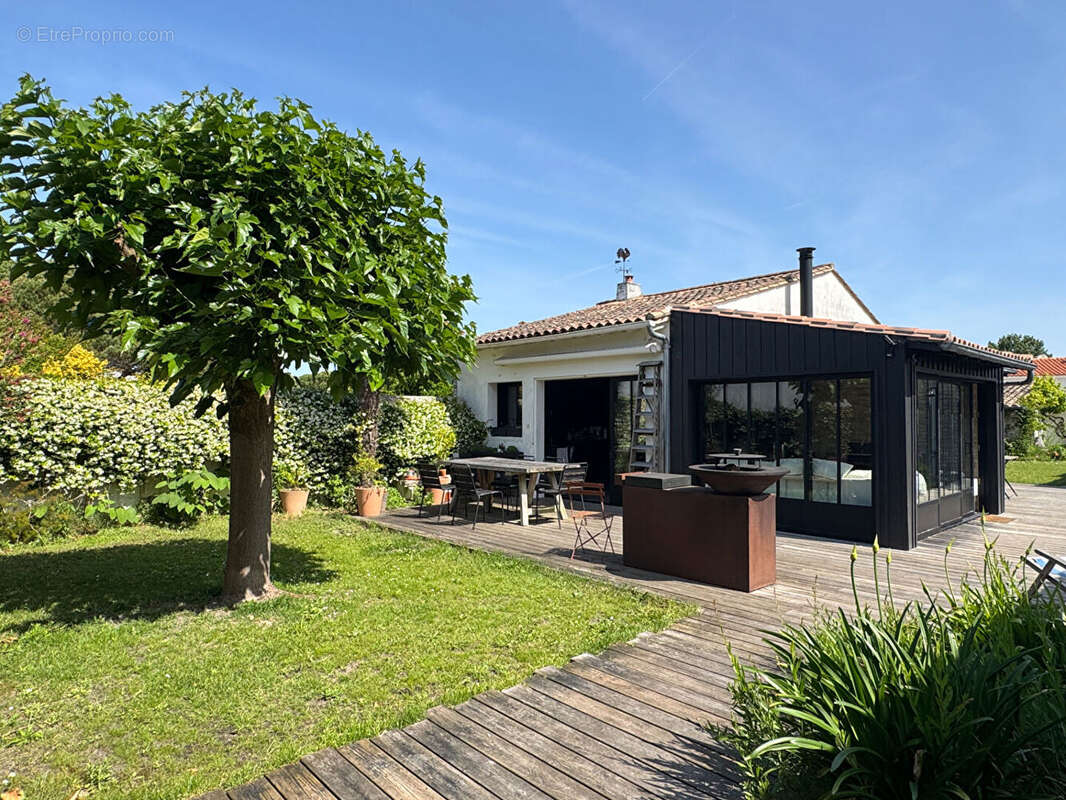 Maison à LA COUARDE-SUR-MER