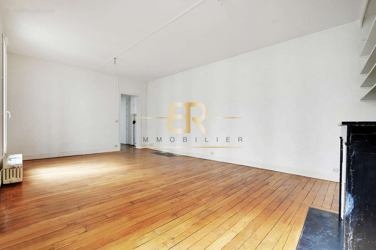 Appartement à PARIS-19E