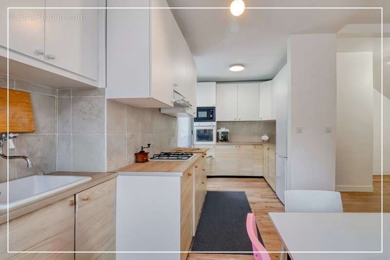 Maison à CHATILLON-SUR-MARNE