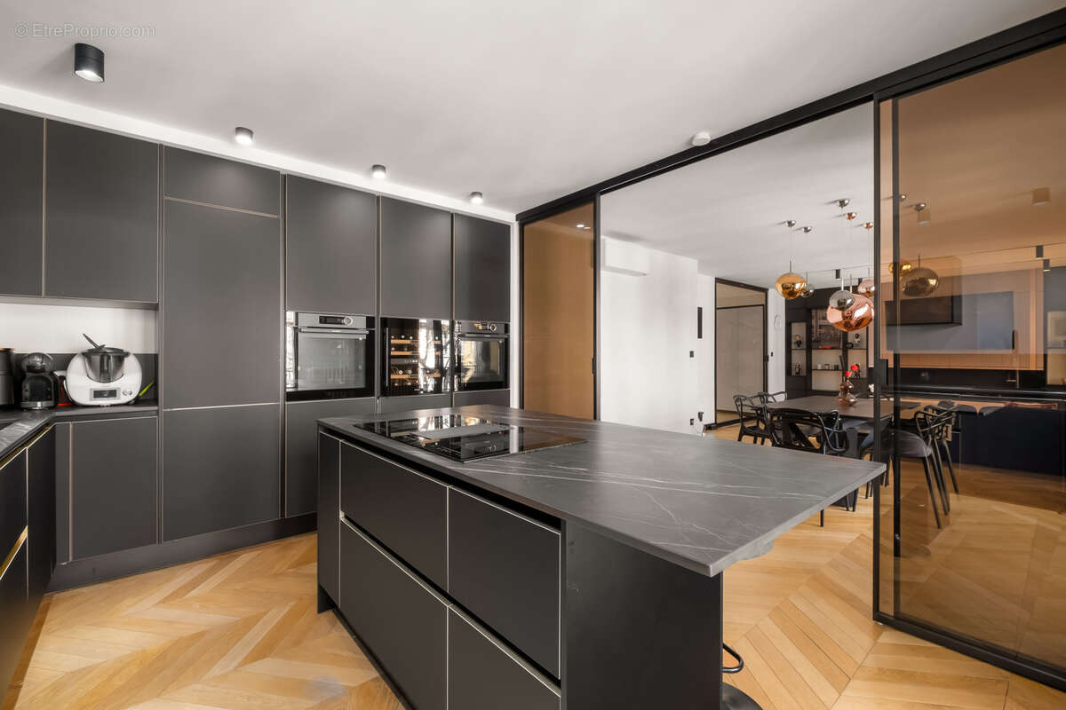 Appartement à LYON-6E