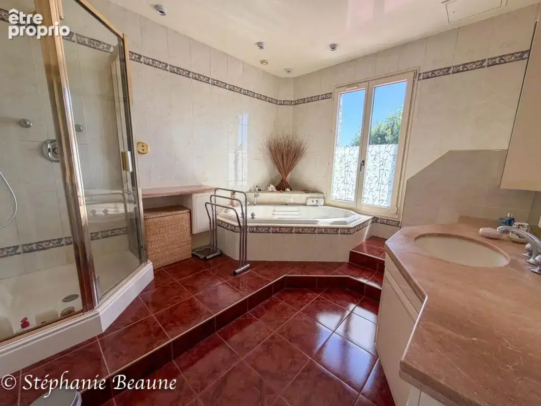 Villa meulière Eaubonne quartier Alliance, 4 chambres, sous-sol - photo 11