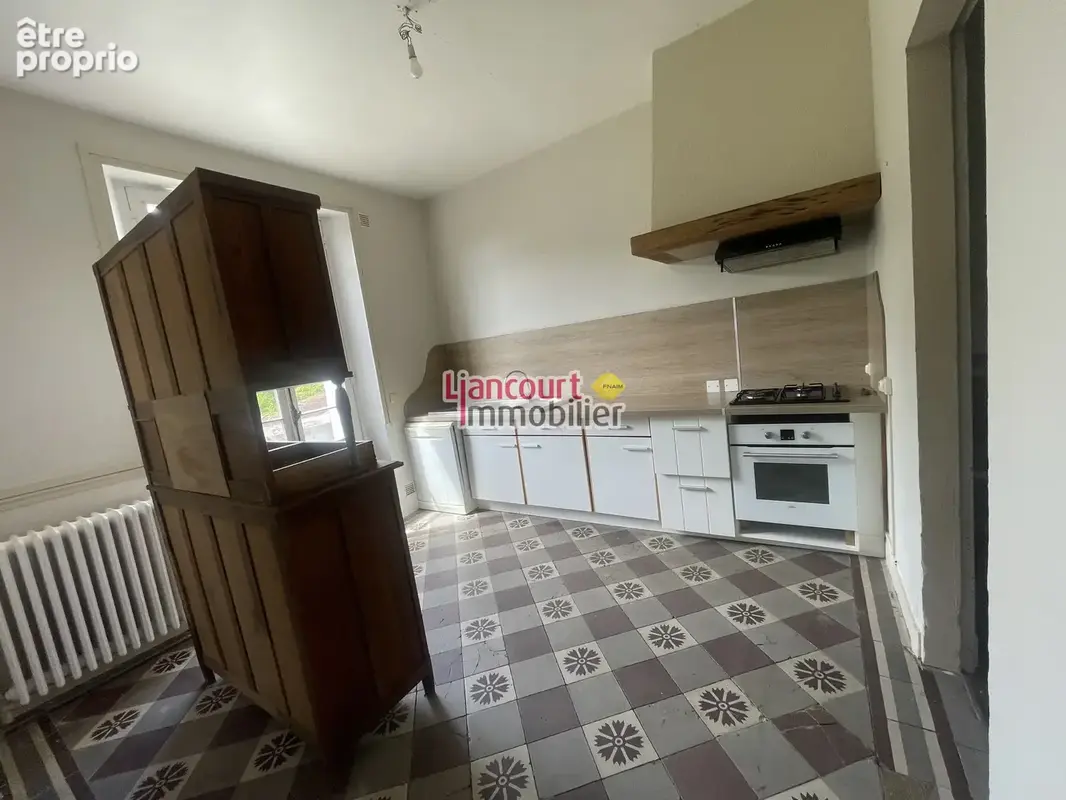 Belle maison ancienne pleine de charme secteur LIANCOURT - photo 3