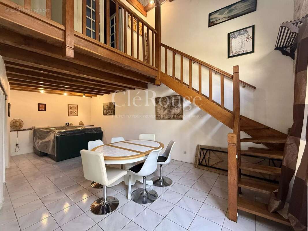 Maison à SAUSSIGNAC