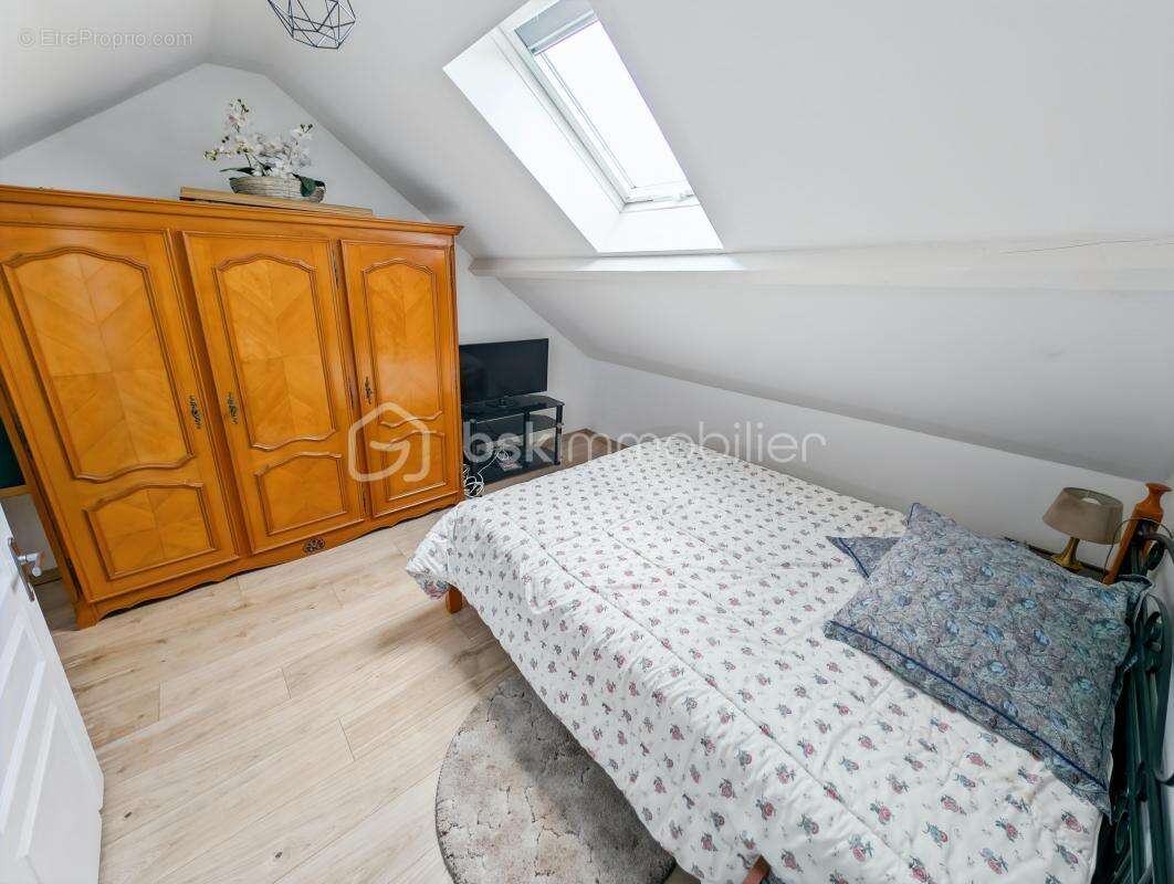 Maison à NEUILLY-SUR-MARNE