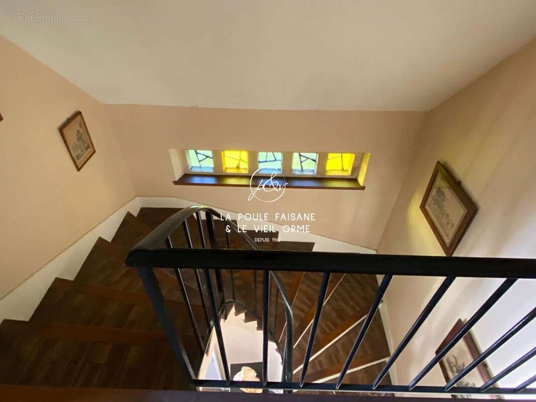 Maison à LE PERRAY-EN-YVELINES