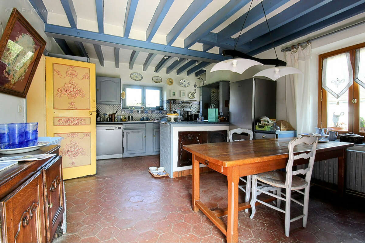 EPERNON 10 mn - Maison ancienne avec dépendance à vendre - photo 8