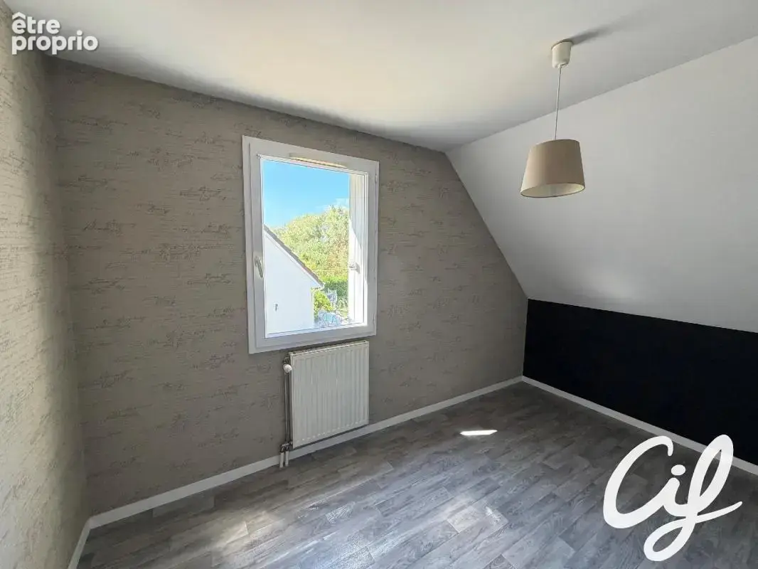 Maison T5 TOURVILLE LA RIVIERE - 101.2 m2  175 000 Euros - photo 6