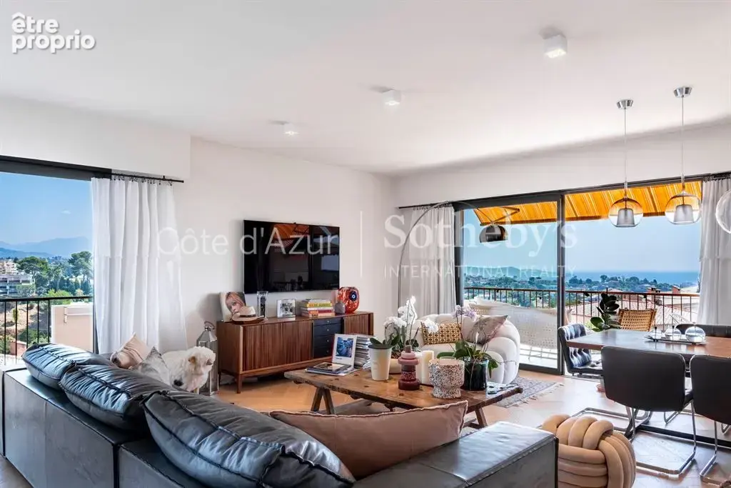 Exclusivité, appartement de prestige au dernier étage à Nice Fabron avec terrasse de 70 m² et vue mer panoramique - photo 7