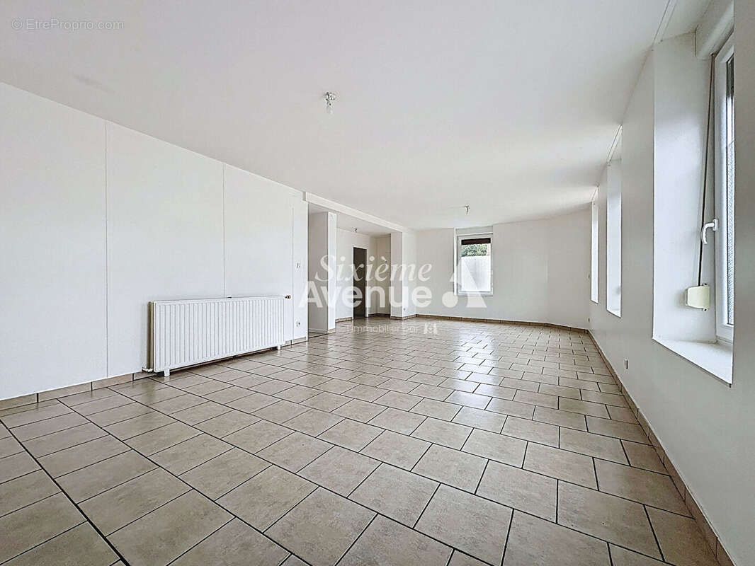 Maison à ARMBOUTS-CAPPEL