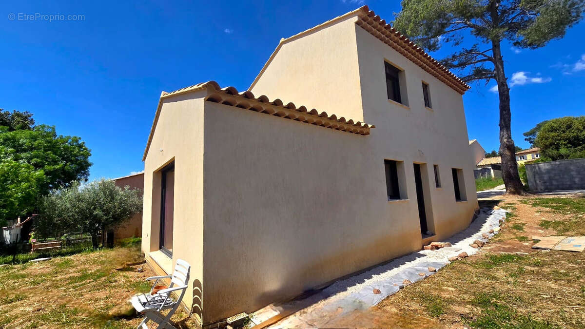 Maison à PIERREFEU-DU-VAR