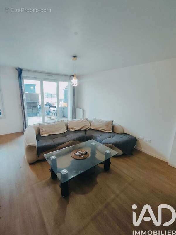 Photo 4 - Appartement à PIERREFITTE-SUR-SEINE