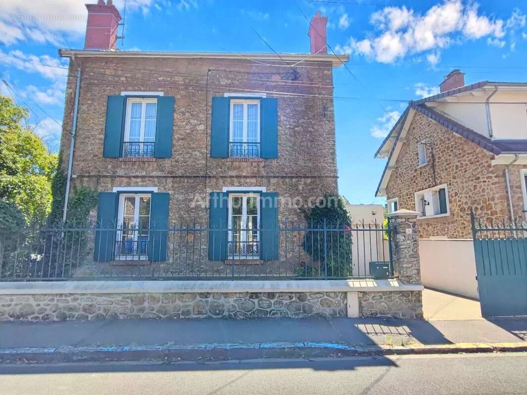 Maison à ATHIS-MONS