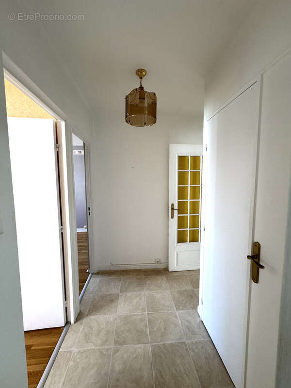 Appartement à SAINT-ETIENNE