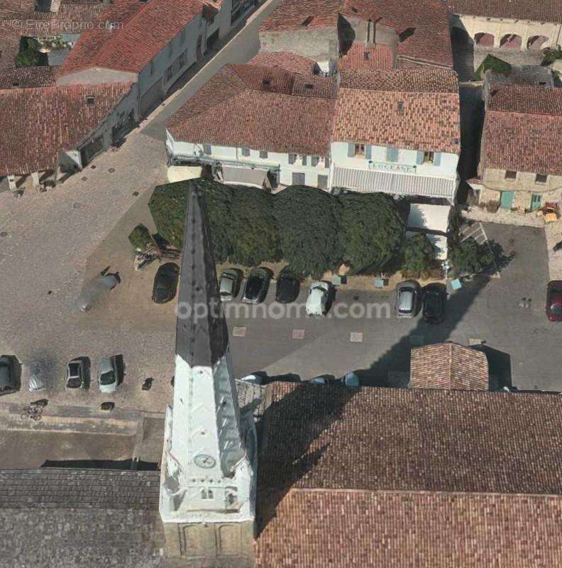 Immeuble murs avec commerces et licence à ARS EN RÉ 17590 - photo 3