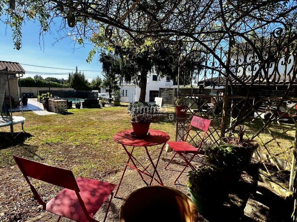 Maison à ARTIGUES-PRES-BORDEAUX