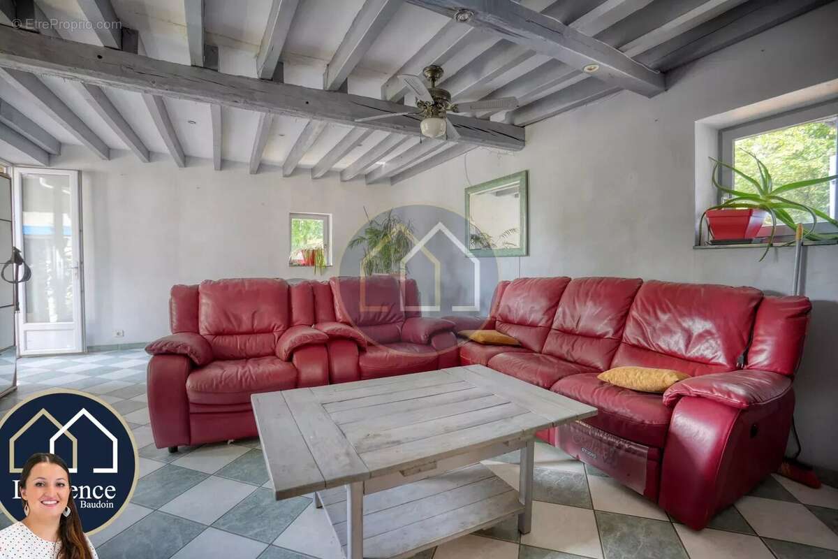 Maison à FAVEROLLES