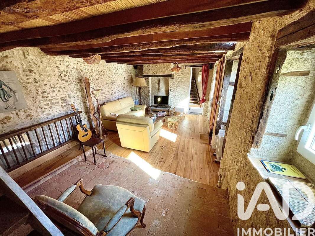 Photo 3 - Maison à SAULGE