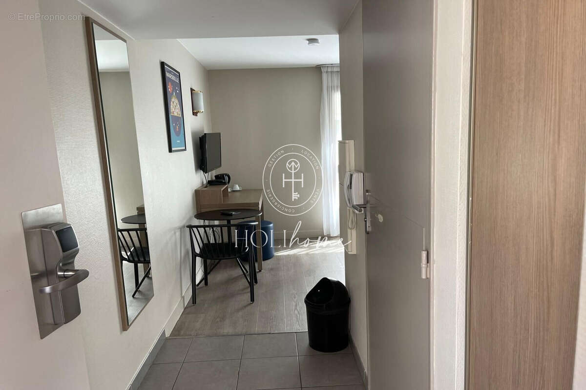 Appartement à MARSEILLE-2E