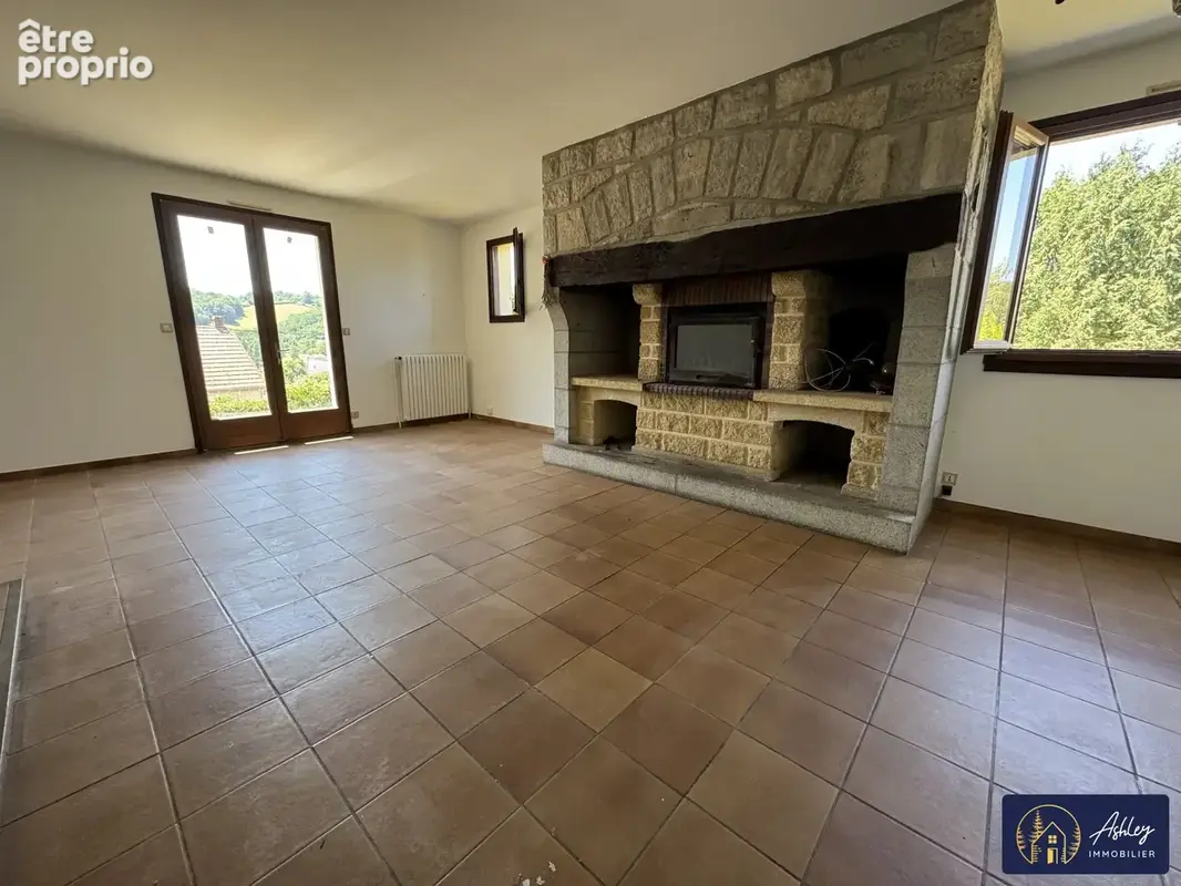 Maison 5 pièces 150 m² à vendre à Ydes (15210) - photo 2