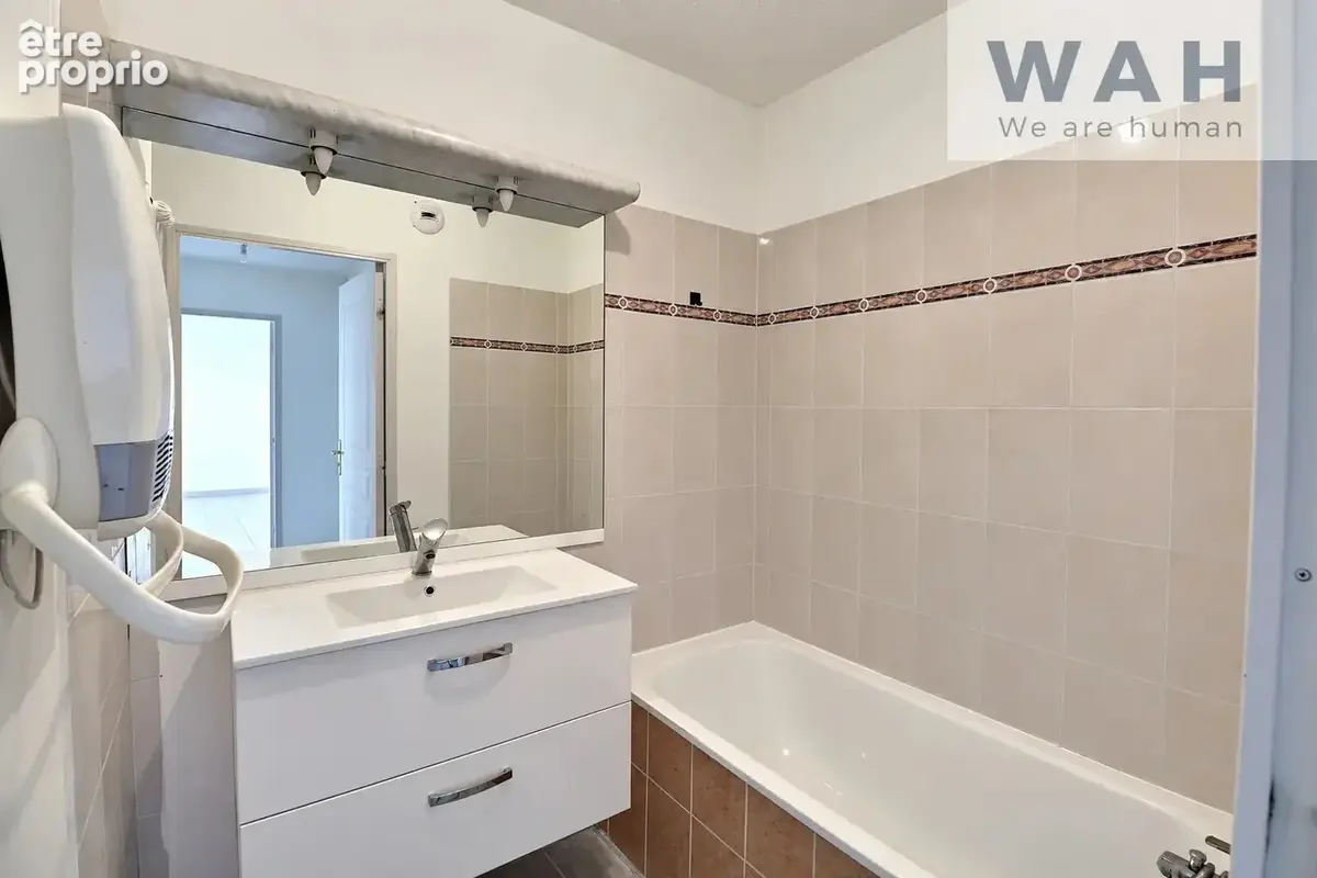 Vente appartement t2 50 m2   vue bassin jacques coeur   garag - photo 6