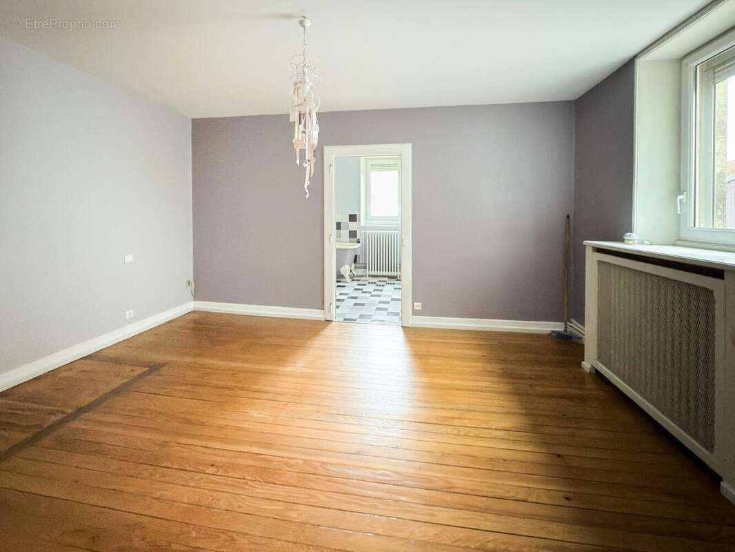 T6 duplex- chambre 1 (suite parentale) - Appartement à EPINAL