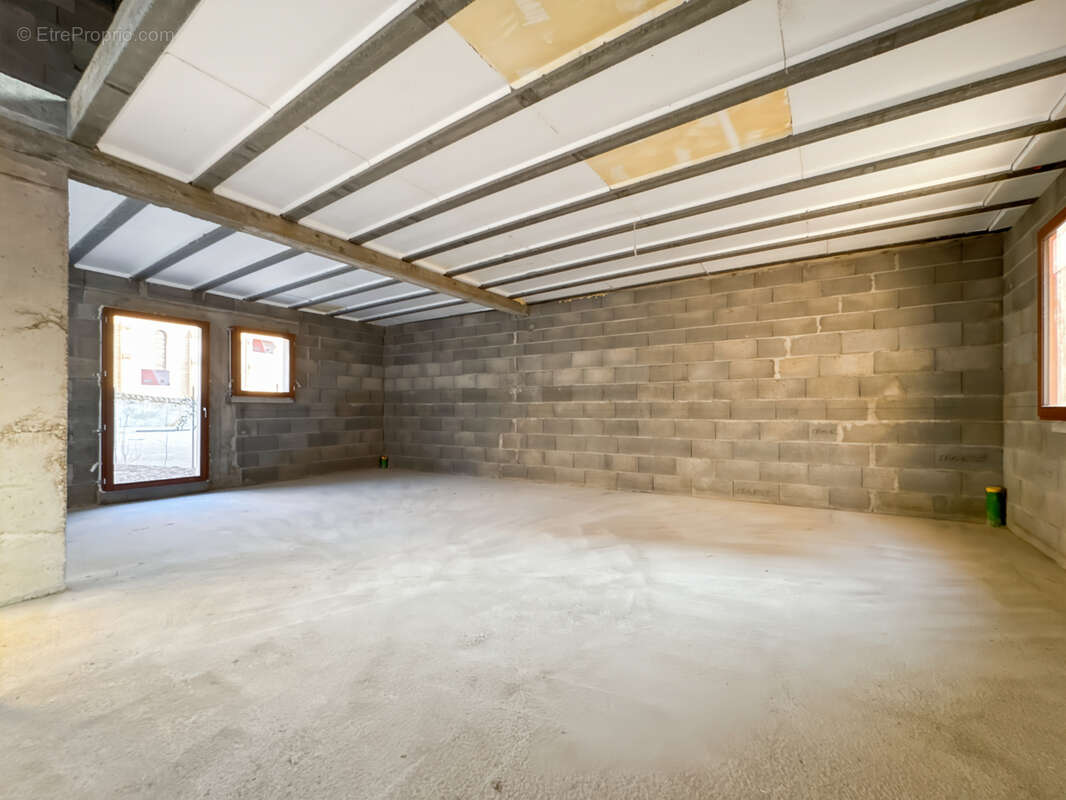 Appartement à SAINTE-EUPHEMIE