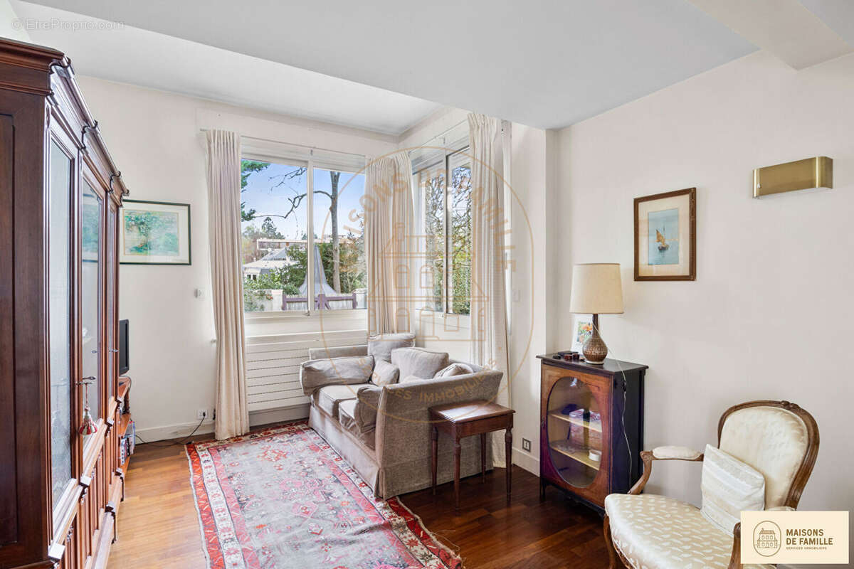 Maison à RUEIL-MALMAISON