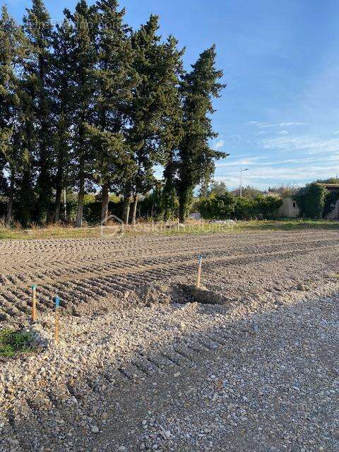 Terrain à ROCHEFORT-DU-GARD