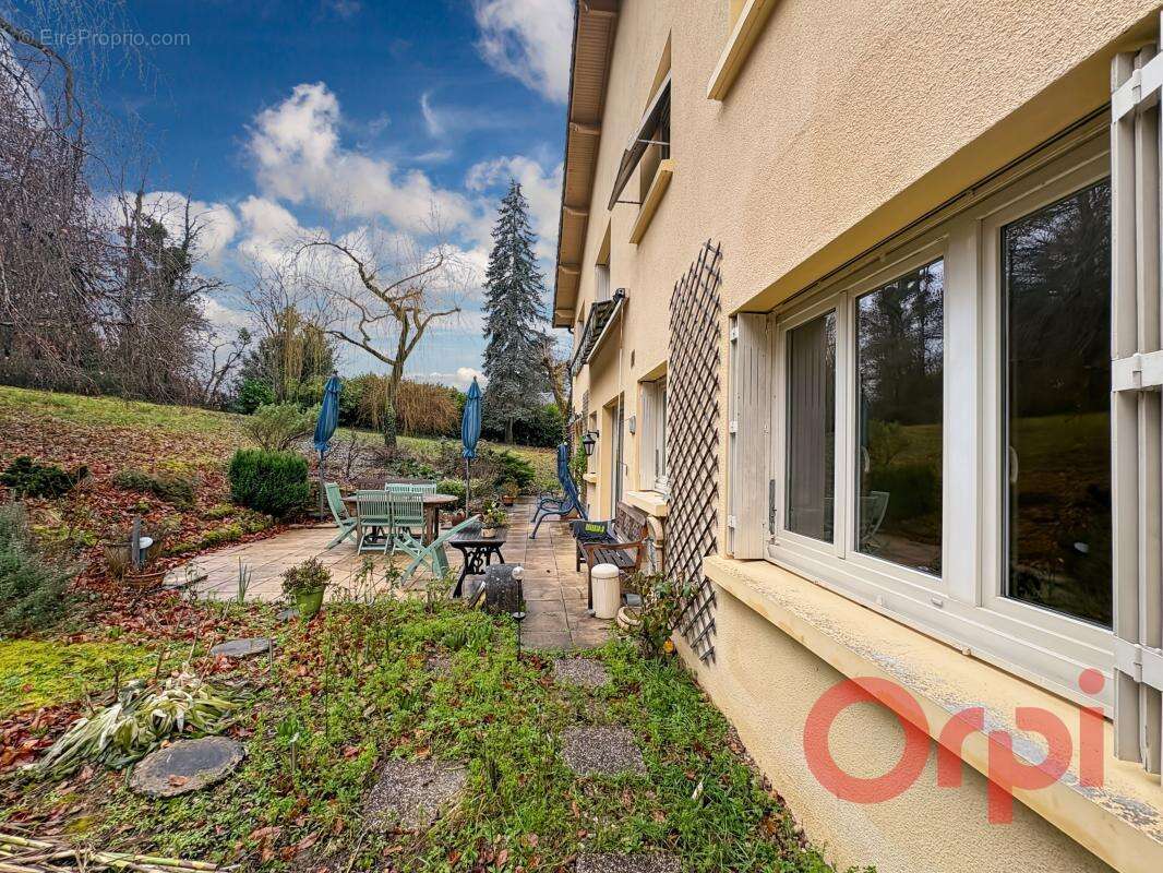 Exceptionnelle maison familiale avec grand potentiel – Habitable immédiatement ! - photo 22