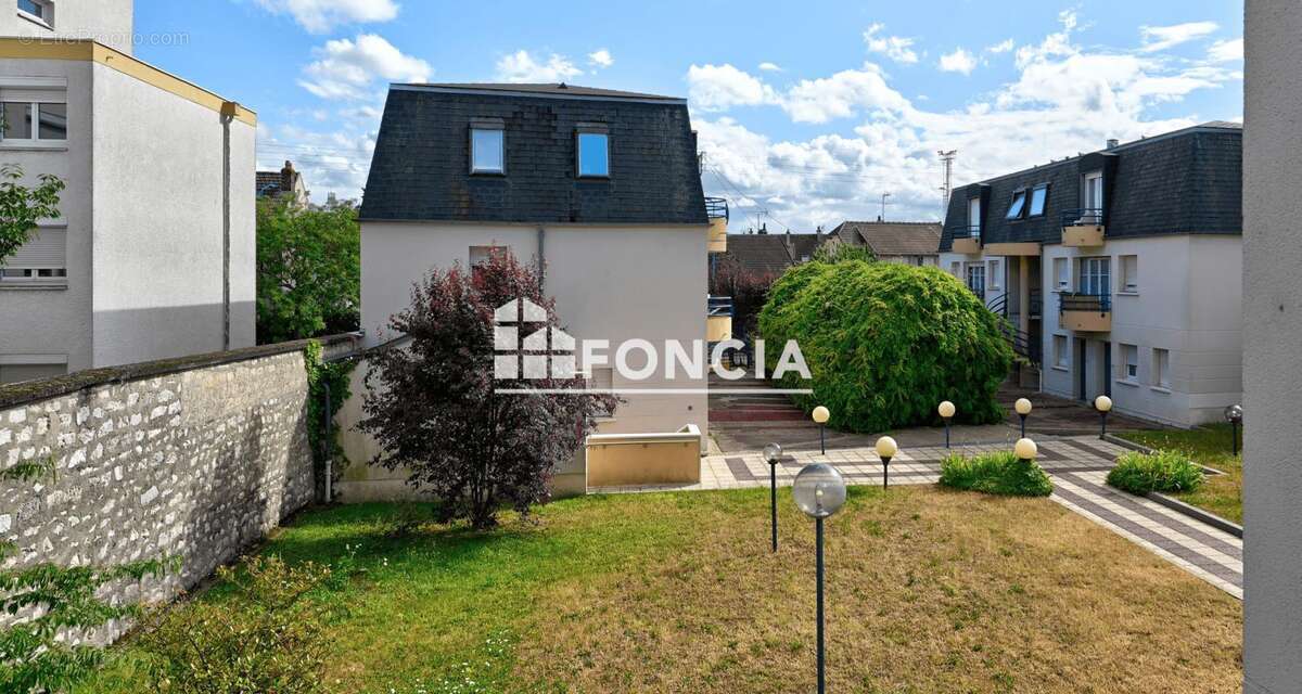 Appartement à MANTES-LA-JOLIE