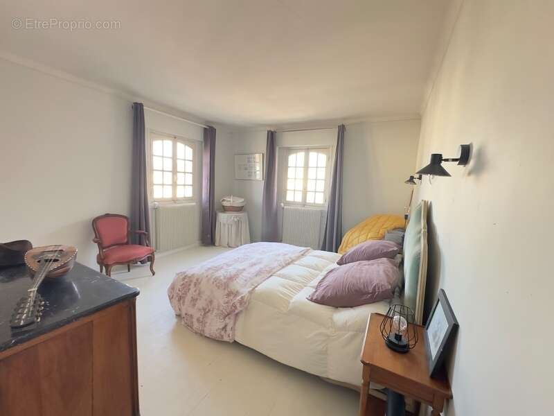 Maison à COLLEVILLE-MONTGOMERY