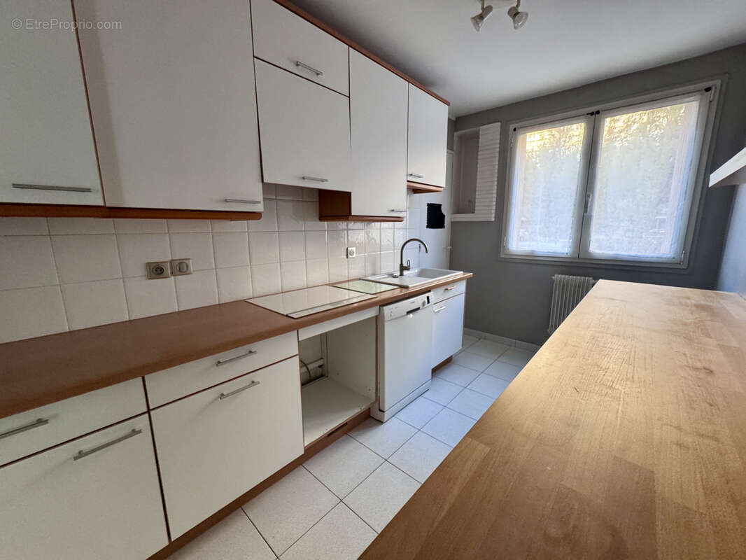 Appartement à MARSEILLE-9E