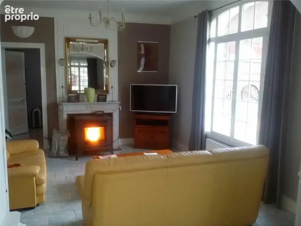 Maison 11 pièces 250 m² à vendre à Saint-Martin-De-Bienfaite-La-Cressonniere (14290) - photo 4