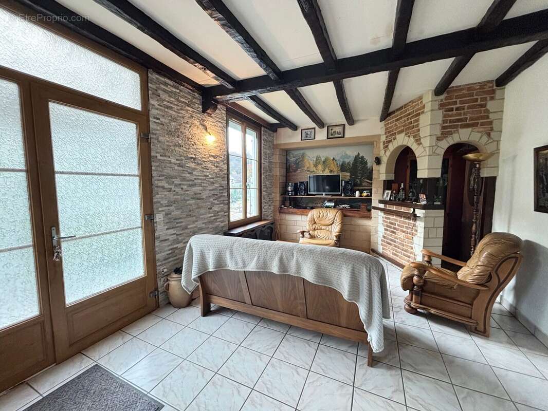 Maison à NOISY-SUR-ECOLE