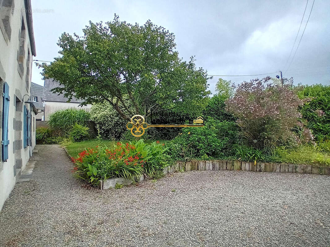 Maison à PLESTIN-LES-GREVES