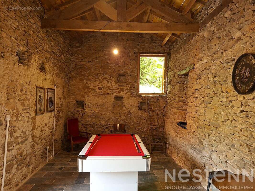 Maison en pierre rénovée de 124 m2 avec 7 678 m² de terrain - Havre de paix en Cévennes - photo 16