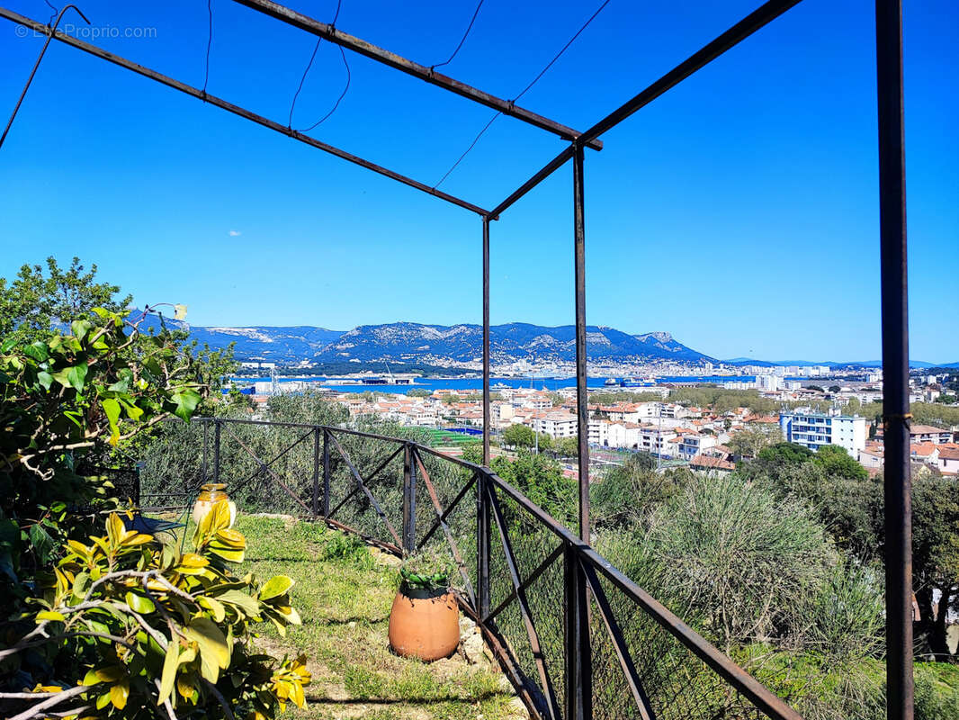 Maison à LA SEYNE-SUR-MER