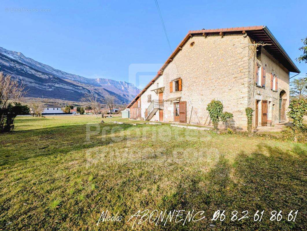 Maison à VARCES-ALLIERES-ET-RISSET