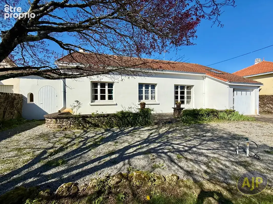 Photo Maison à Sainte-Pazanne au prix de 221 655€