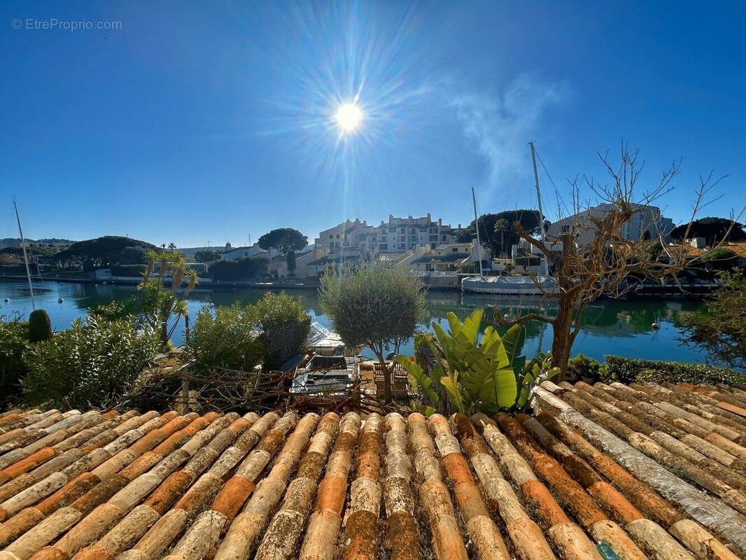 Appartement à GRIMAUD