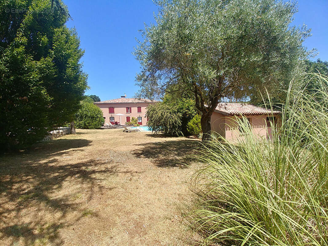 Maison d'habitation + 2 gîtes + piscine,  proche de Caussade et Montauban - photo 2