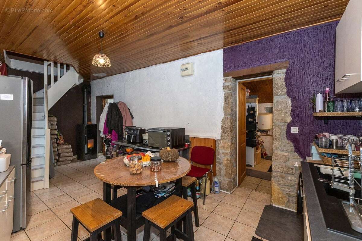 Maison à PORCIEU-AMBLAGNIEU