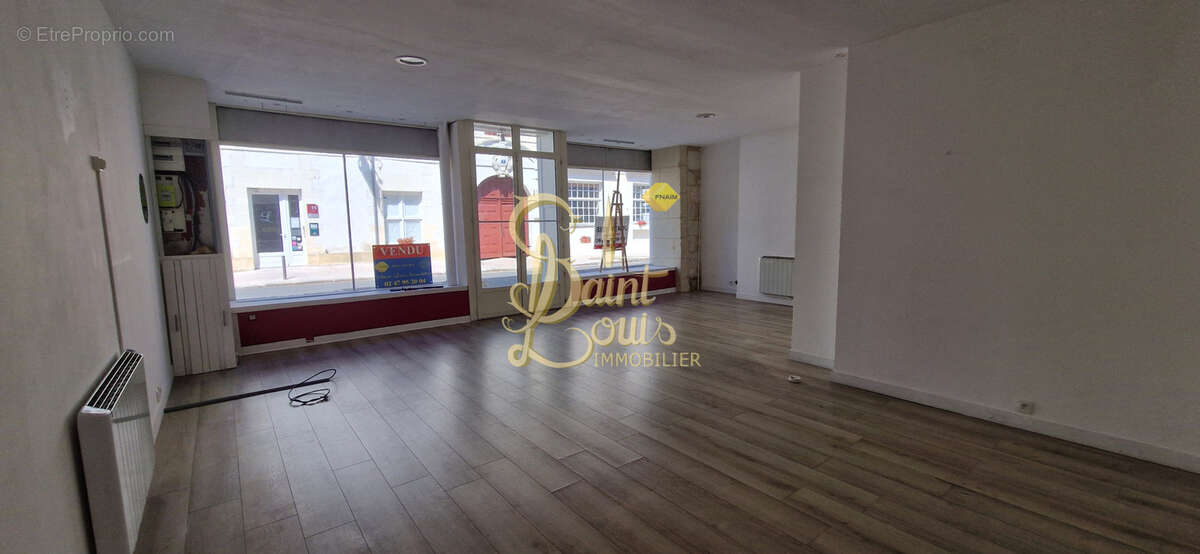 Immeuble de rapport 2 appartements 1 local commercial libre - photo 3