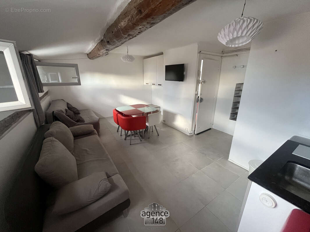 Appartement à MARSEILLE-2E