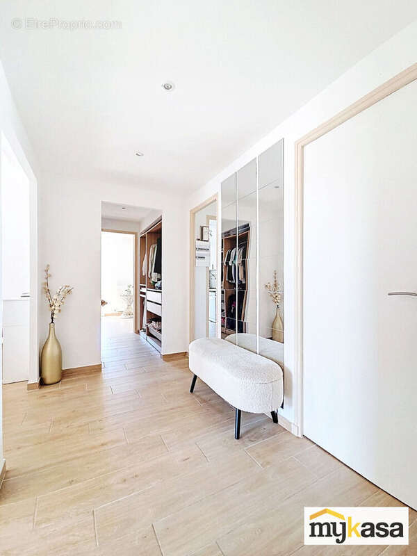 Appartement à PORT-DE-BOUC