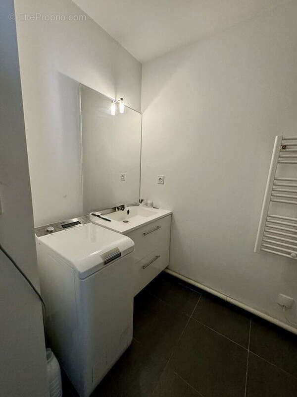 Appartement à MARSEILLE-2E